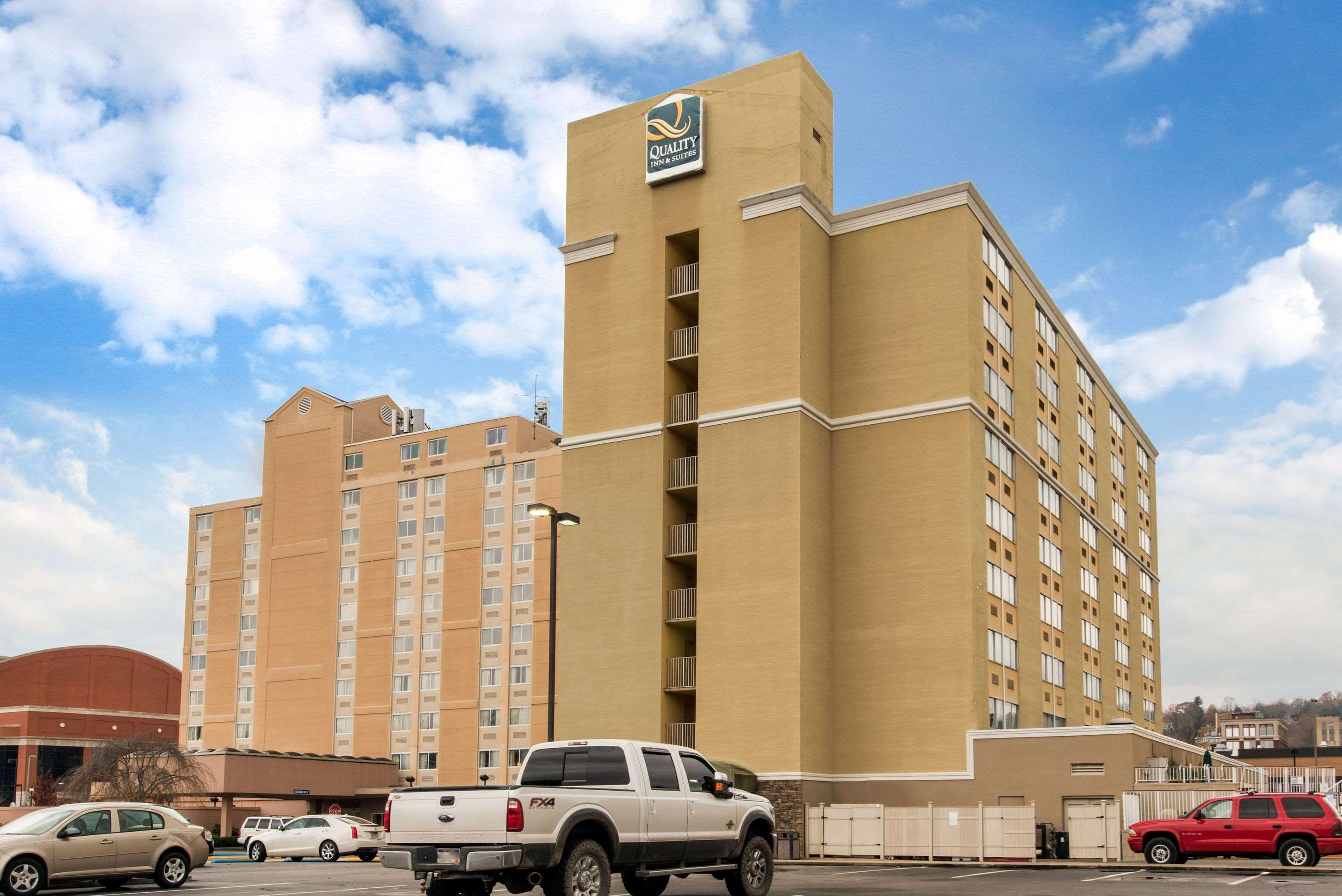 Quality Inn & Suites Charleston - Civic Center Eksteriør billede