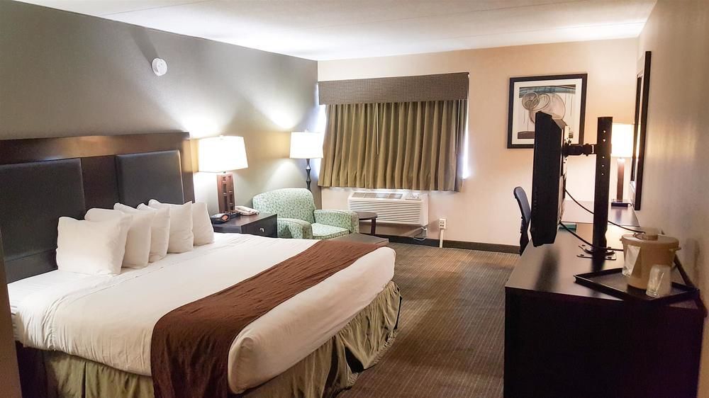 Quality Inn & Suites Charleston - Civic Center Eksteriør billede