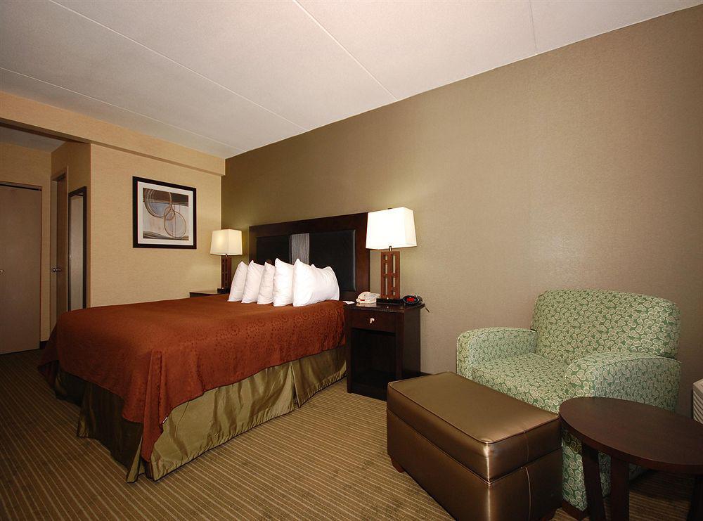 Quality Inn & Suites Charleston - Civic Center Værelse billede